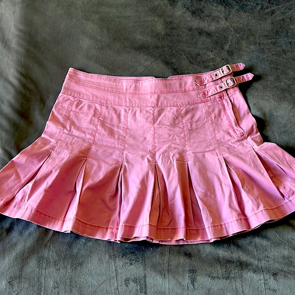Pleated Pink Cotton Skirt - Picture 1 of 6